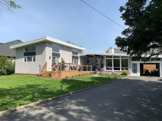 ONE OF A KIND BUNGALOW IN WELLAND!